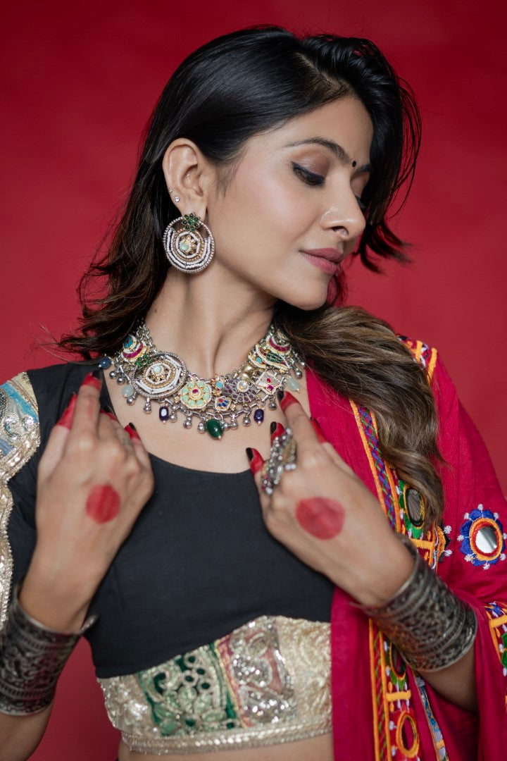 Embrace the Radiance of Navratri with tatvika' - New Age Gold