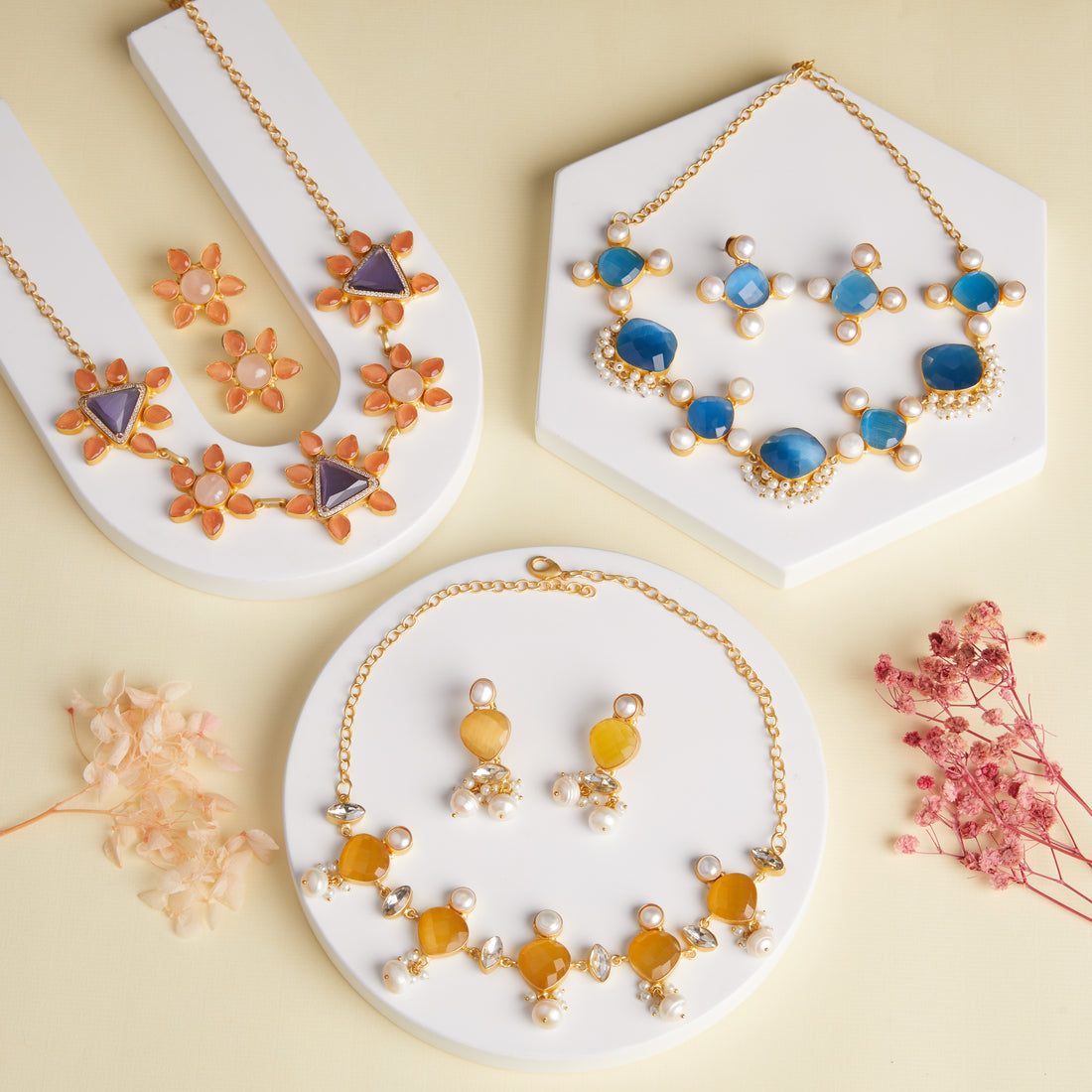 Why is Surat the best place to buy jewelry?