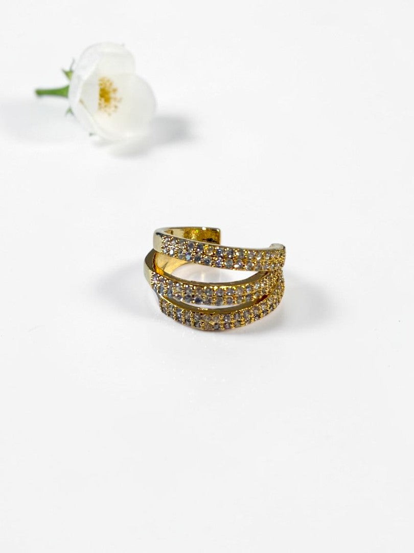 GOLDEN DIAMOND JASLYN EAR CUFF