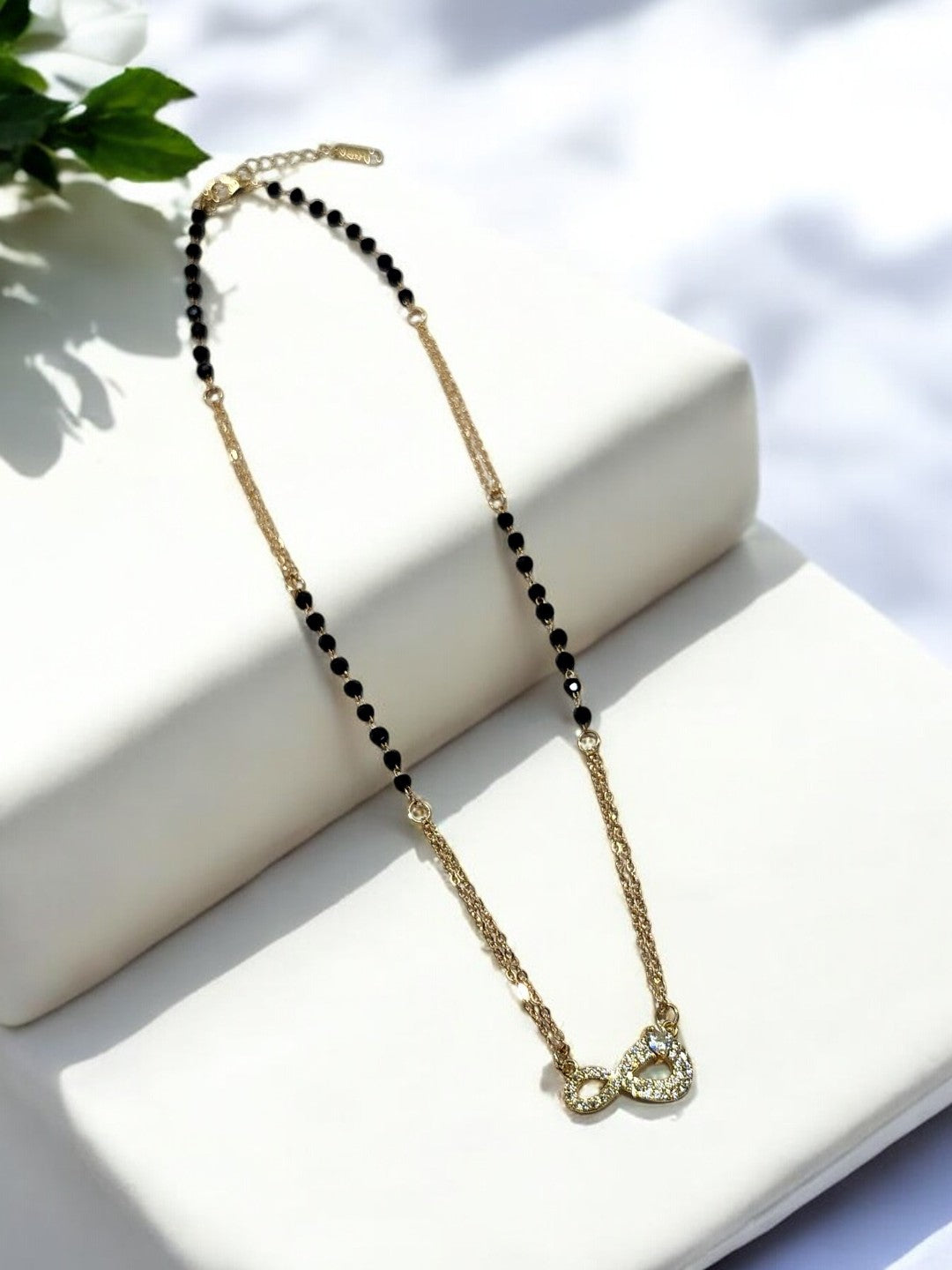 DIAMOND INFINITY PAVIKA MANGALSUTRA