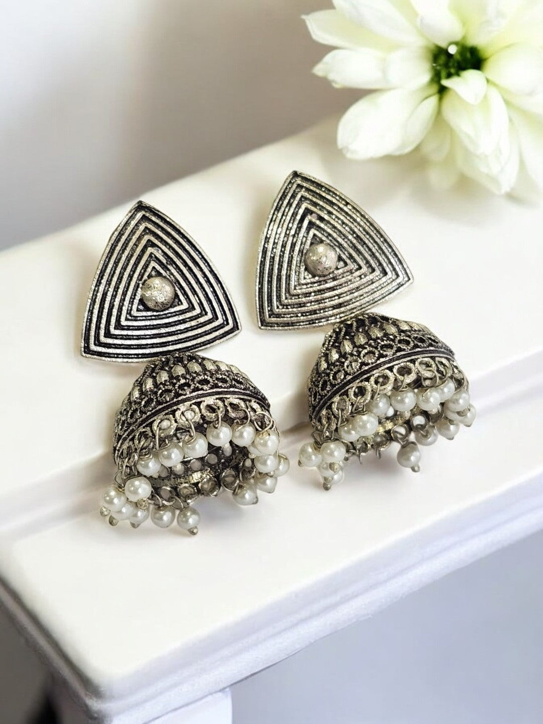 PEARL NYTHISA GERMAN SILVER EARRINGS