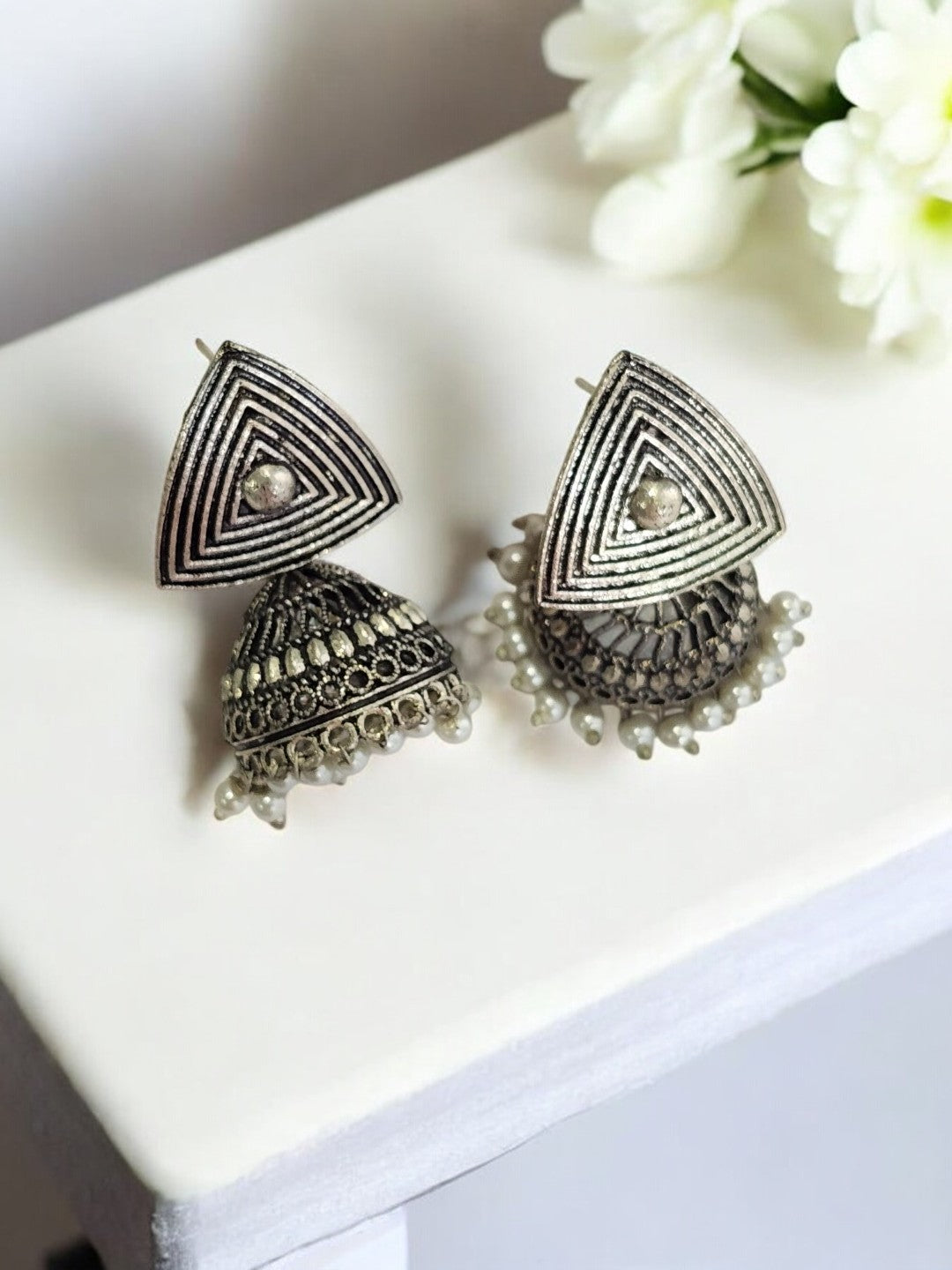 PEARL NYTHISA GERMAN SILVER EARRINGS