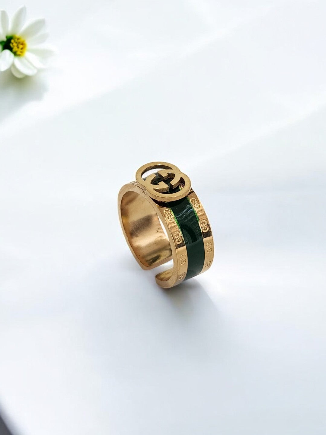 GREEN GUCCI NAVELI RING