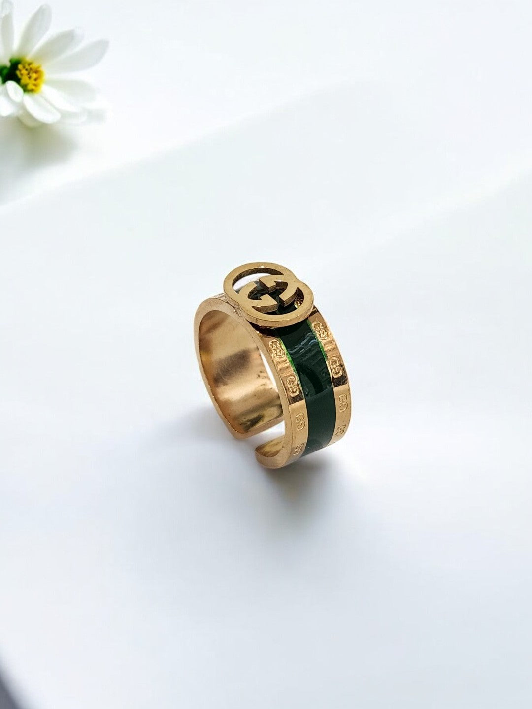 GREEN GUCCI NAVELI RING