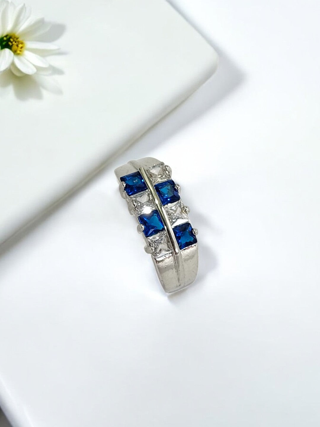 BLUE DIAMOND NEENA RING