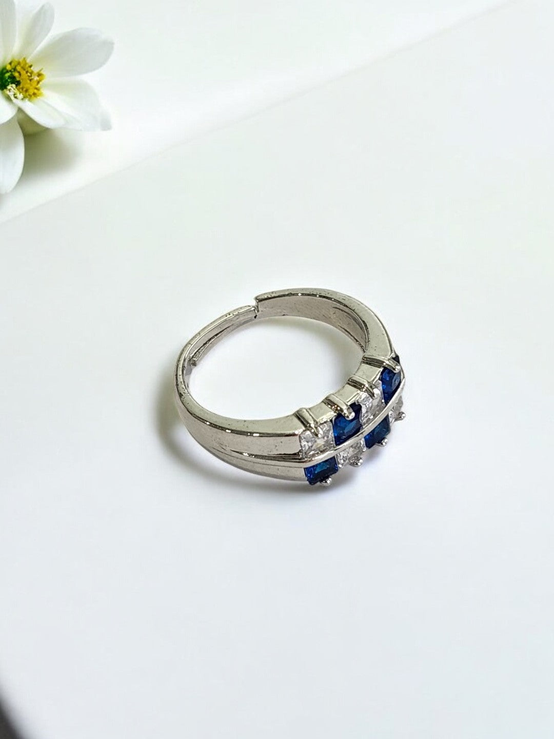 BLUE DIAMOND NEENA RING