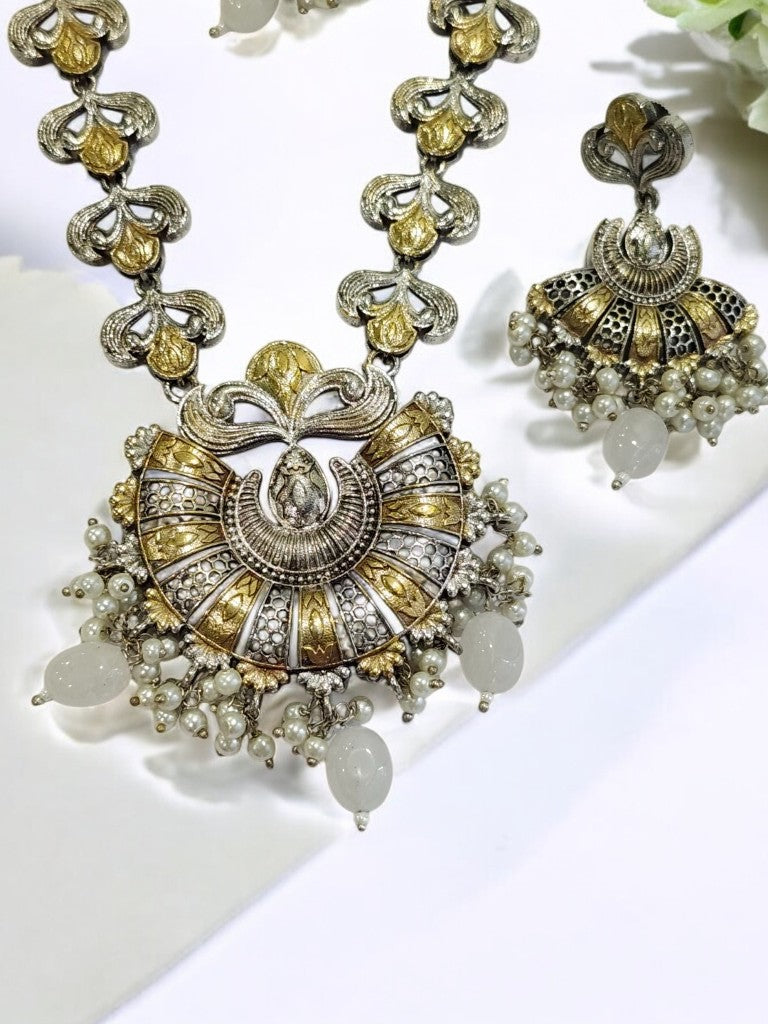 WHITE RAMYAA GERMAN SILVER JEWELLERY SET