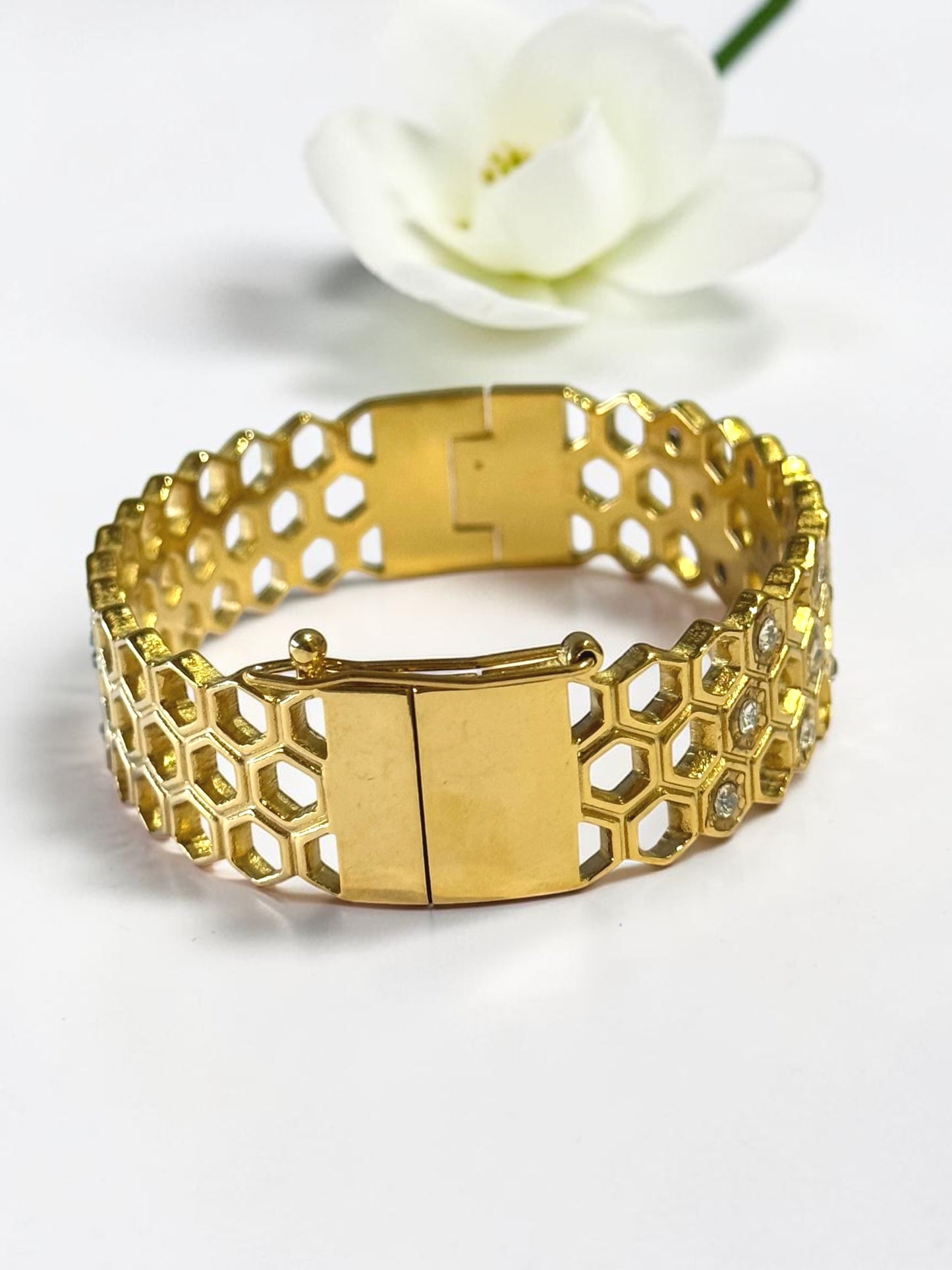 GOLDEN HONEYCOMB AARNAS BRACELET
