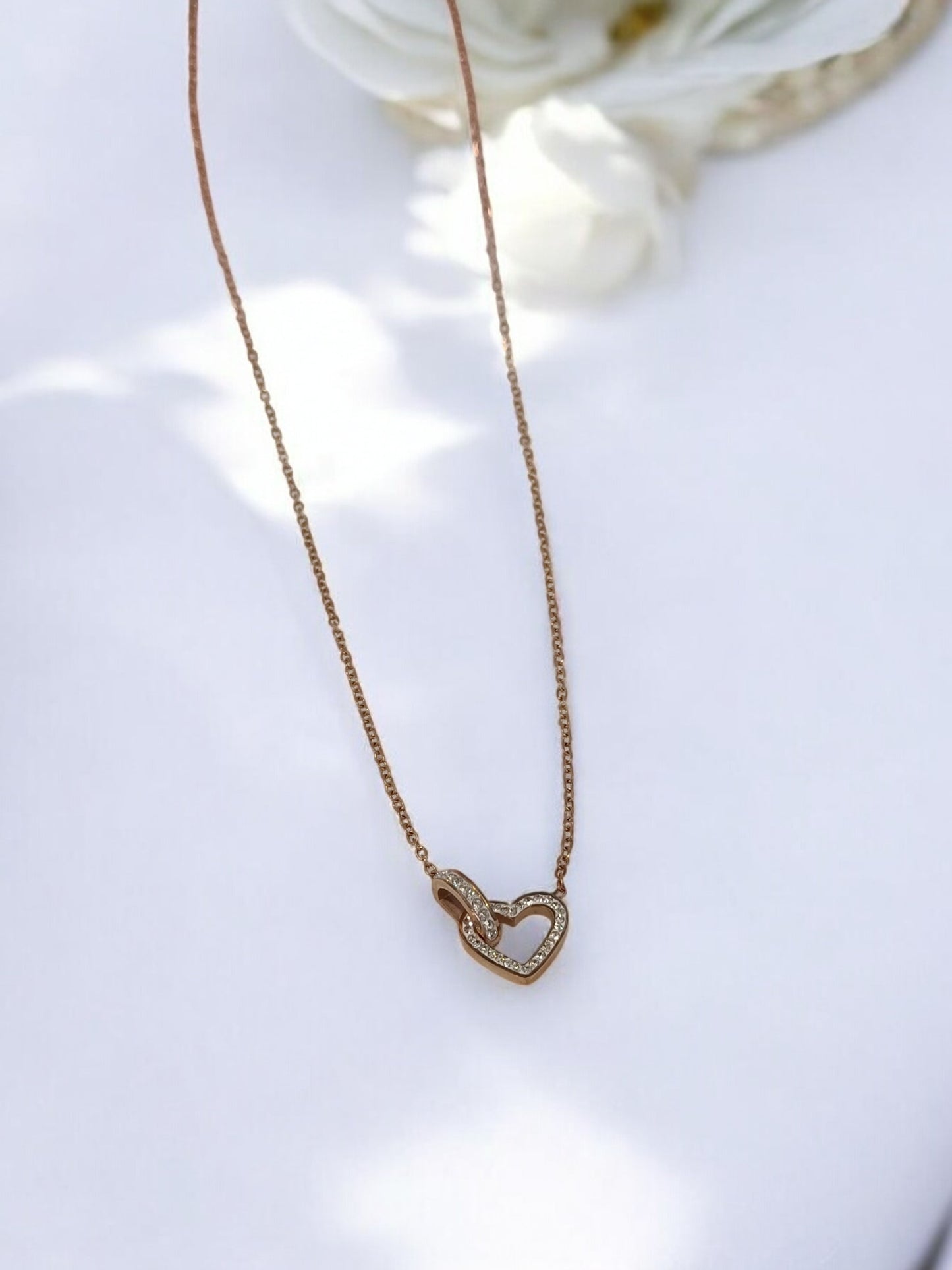 ROSE GOLD CHAIN WITH DIAMOND HEART