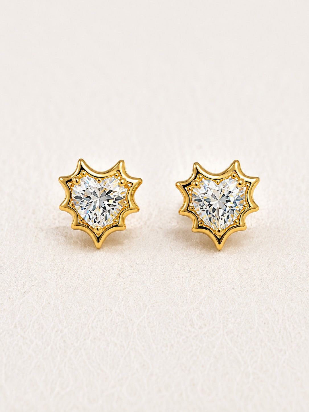 GOLDEN DIAMOND HEART ERINA EARRINGS