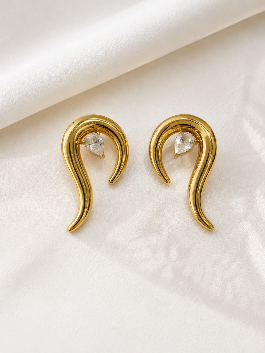 GOLDEN DIAMOND KACPER EARRINGS