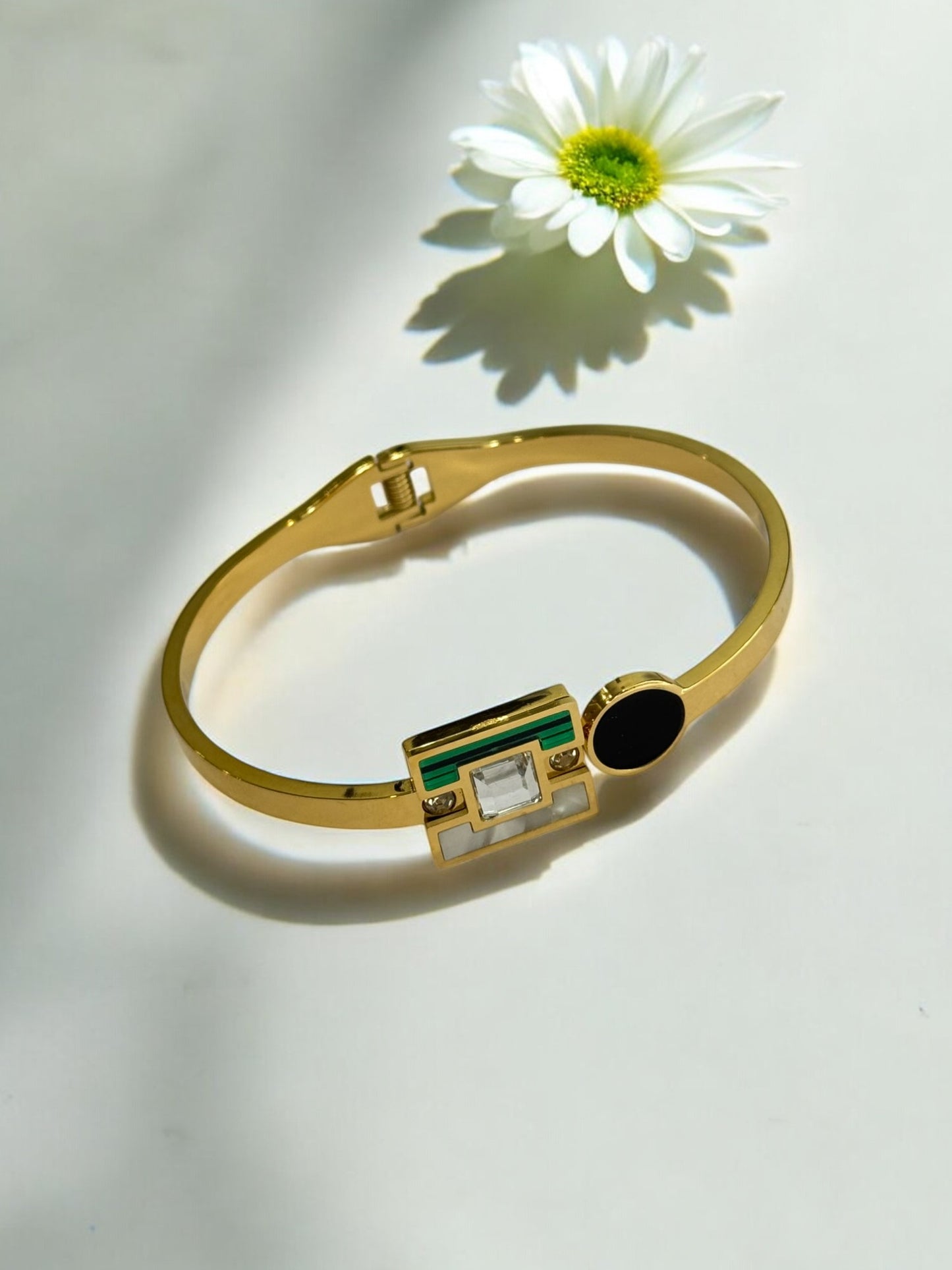 BLACK ENJAM BRACELET