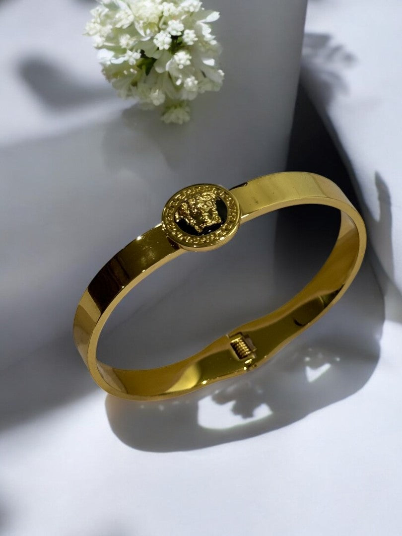 BLACK HARSHEY BRACELET