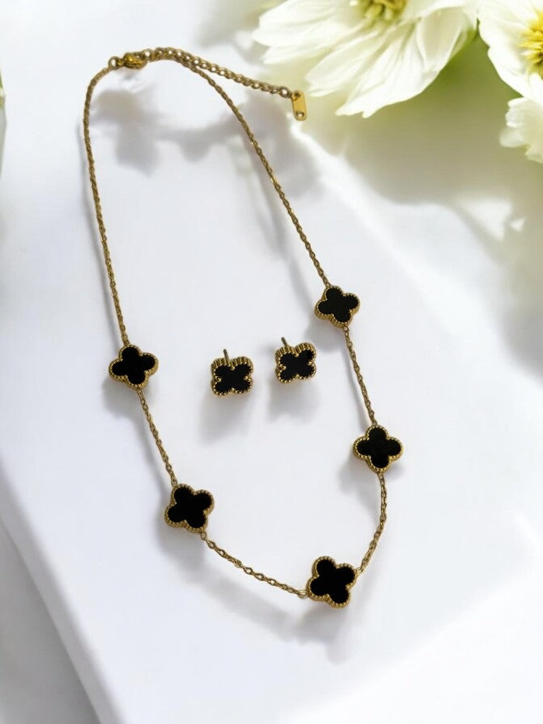 BLACK CLOVER DEVID NECKLACE
