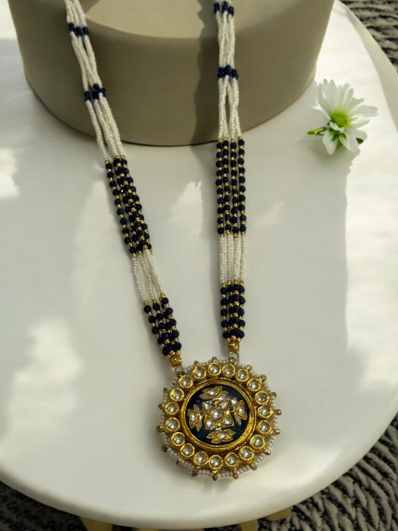 BLUE PENDENT WITH KUNDAN AND MALA