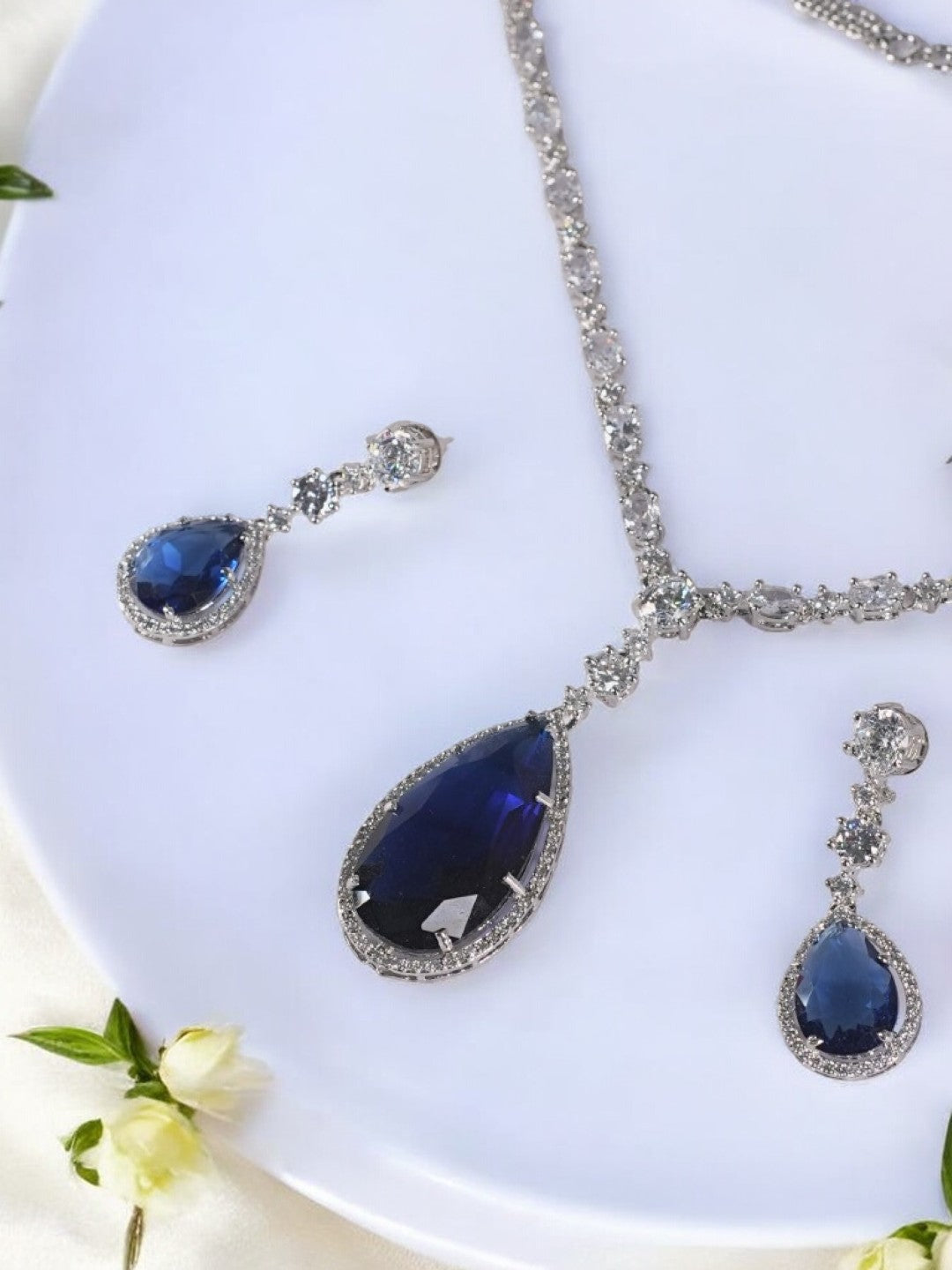 BLUE DIAMOND EMMET JEWELLERY SET