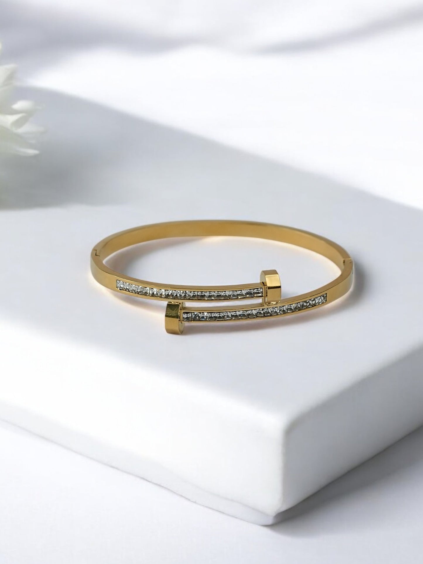 ROUND DIAMOND SETTING BRACELET