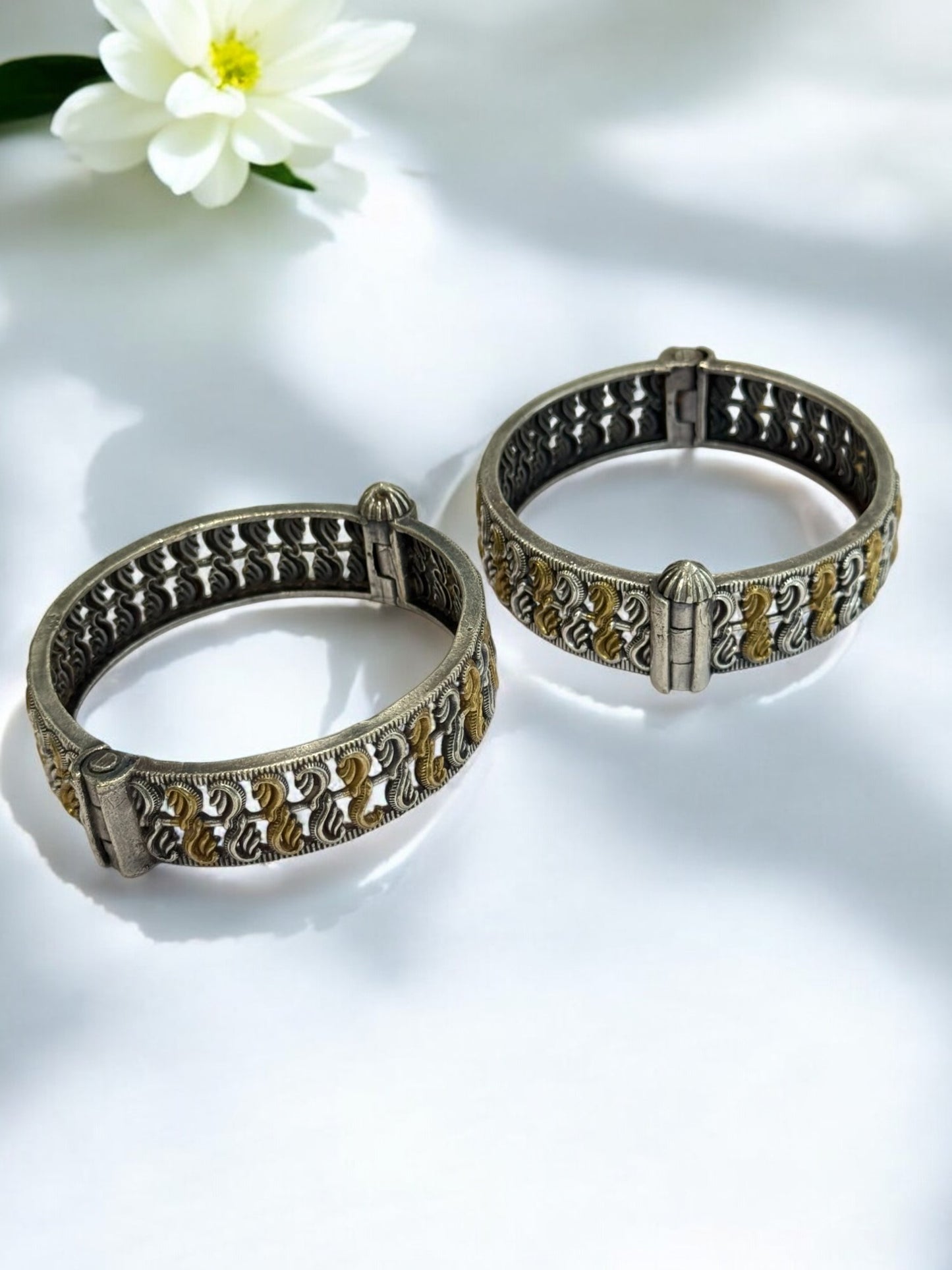 DUAL TONE KRITHI GERMAN SILVER BANGLE