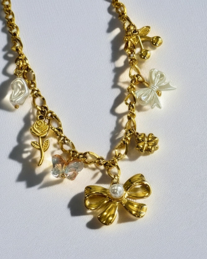 GOLDEN BEACH CHARM KYLIAN NECKLACE
