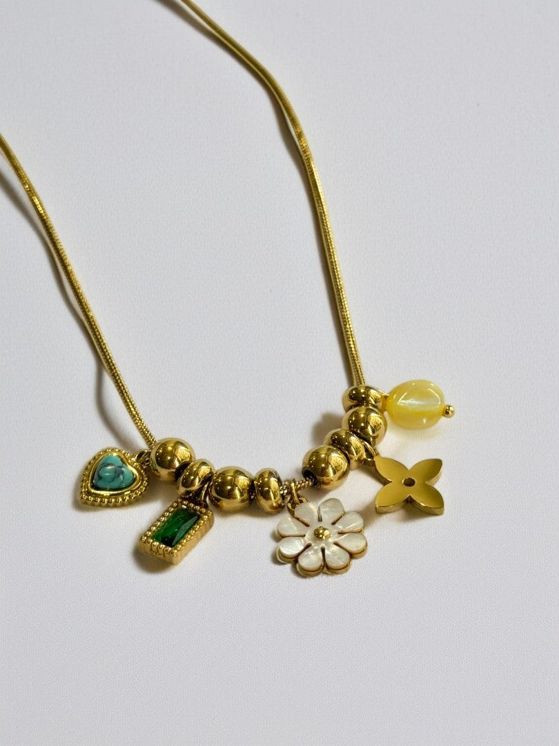 GOLDEN BEACH CHARM URIEL NECKLACE