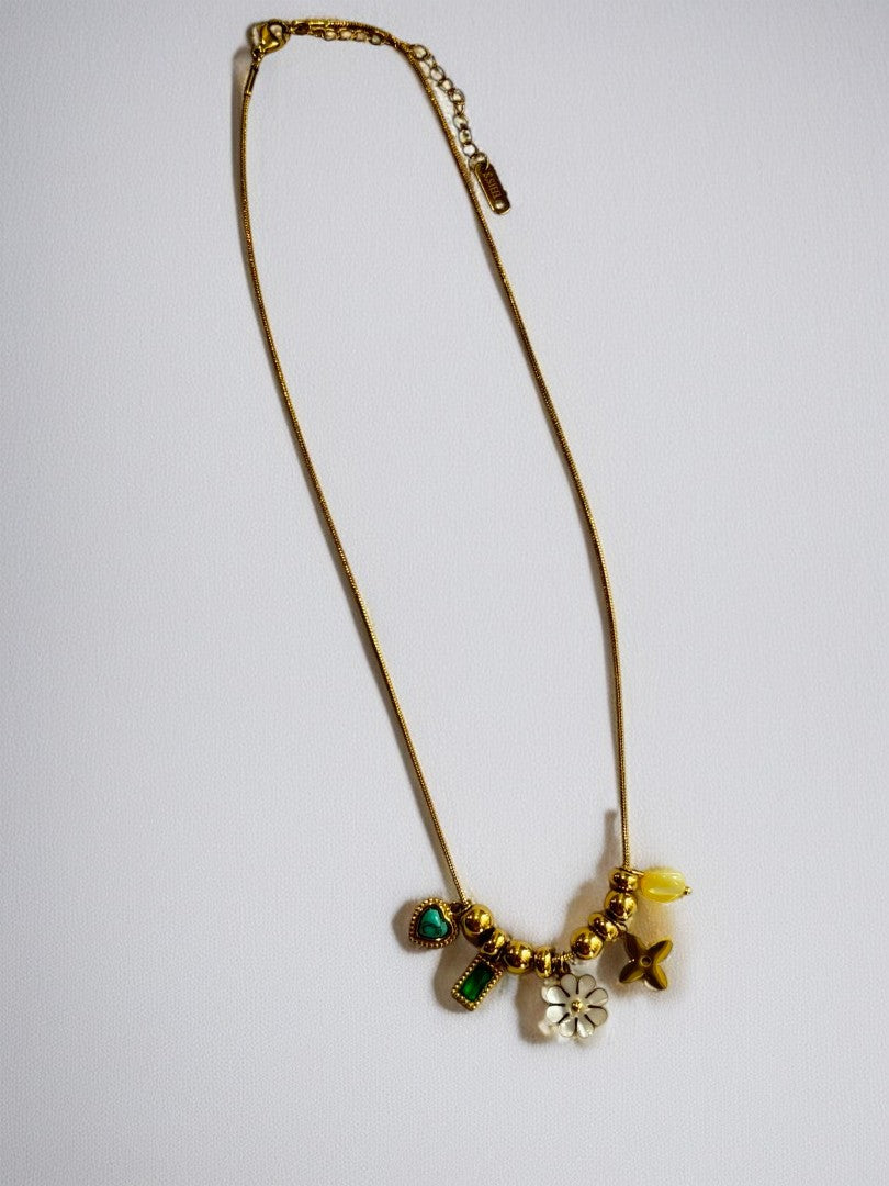 GOLDEN BEACH CHARM URIEL NECKLACE