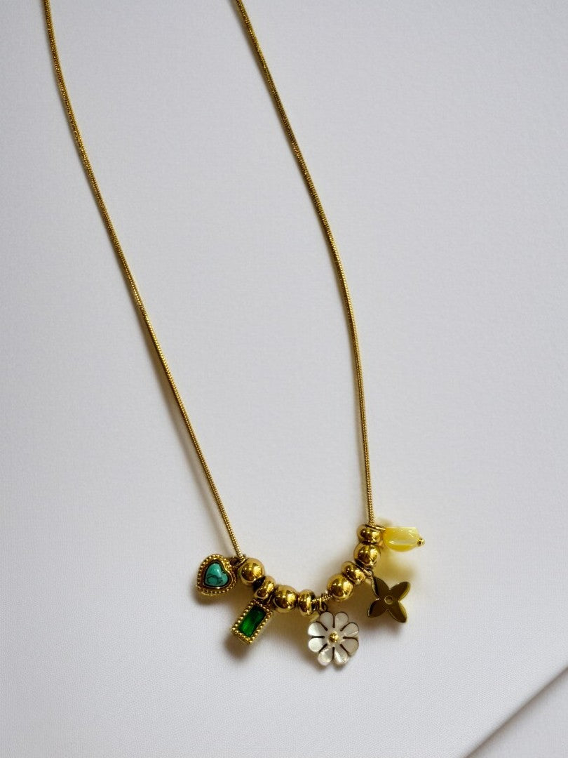 GOLDEN BEACH CHARM URIEL NECKLACE