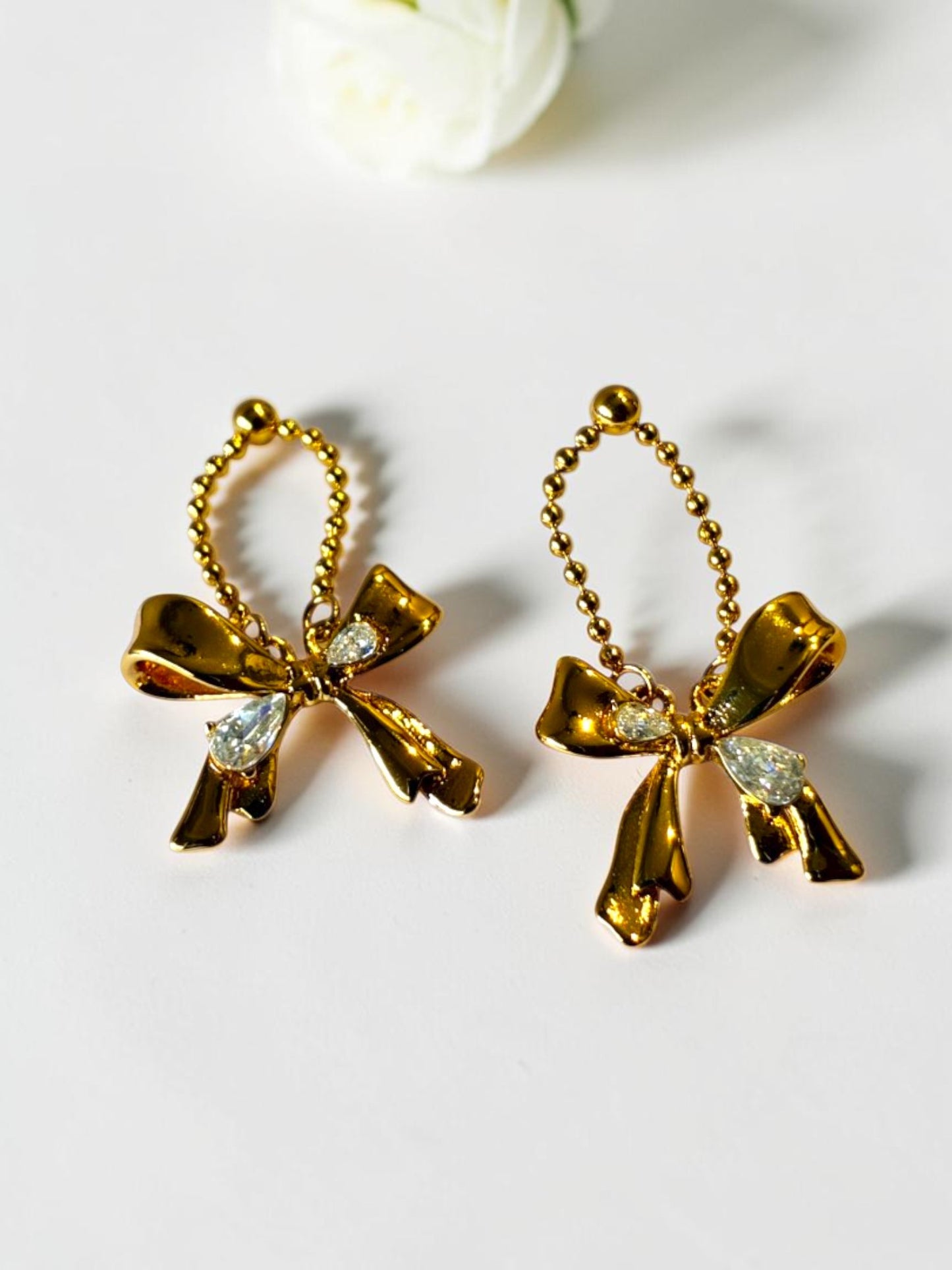 GOLDEN BOW OVIYA EARRINGS