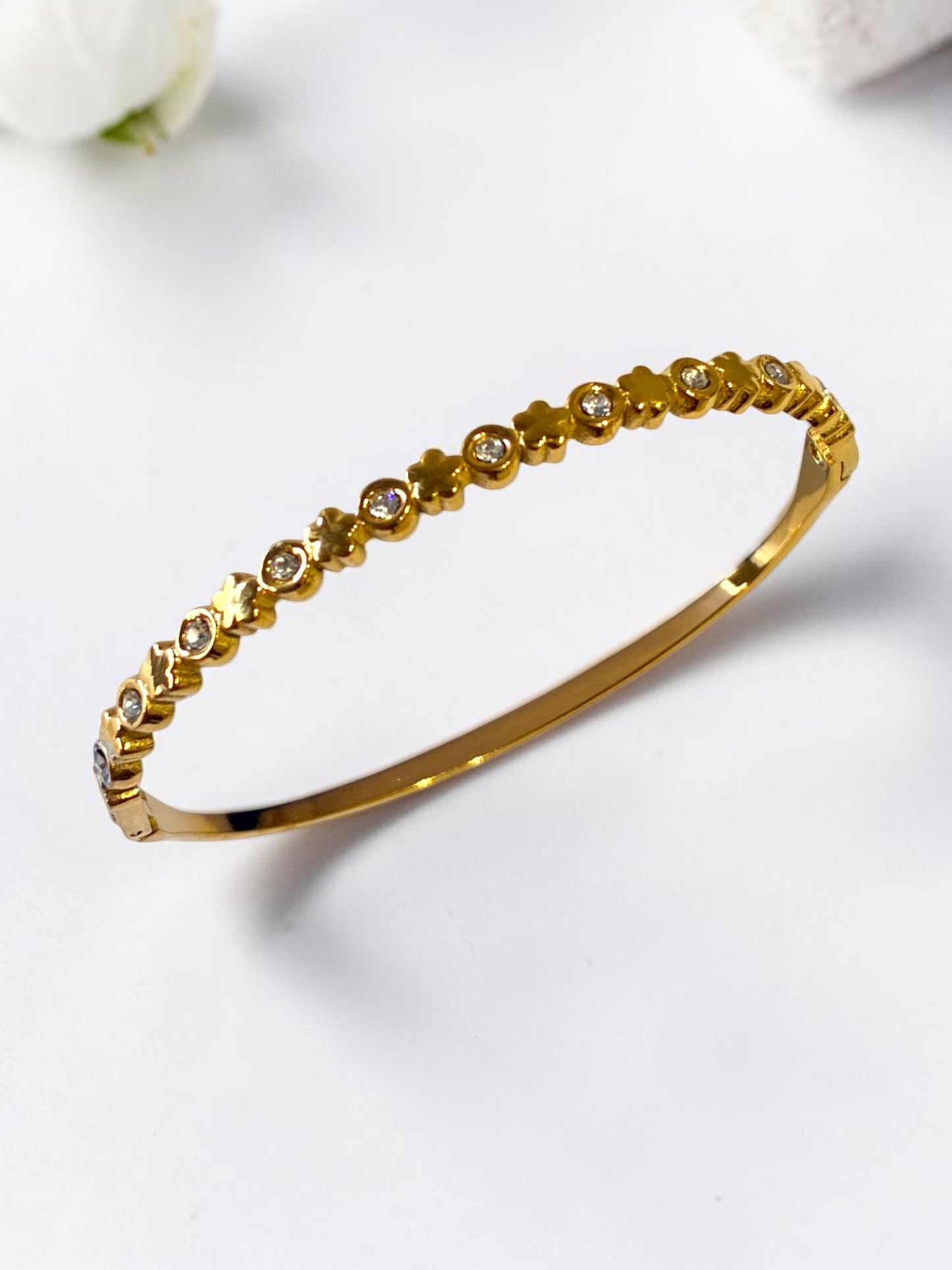 GOLDEN DIAMOND-FLORAL CELINE BRACELET