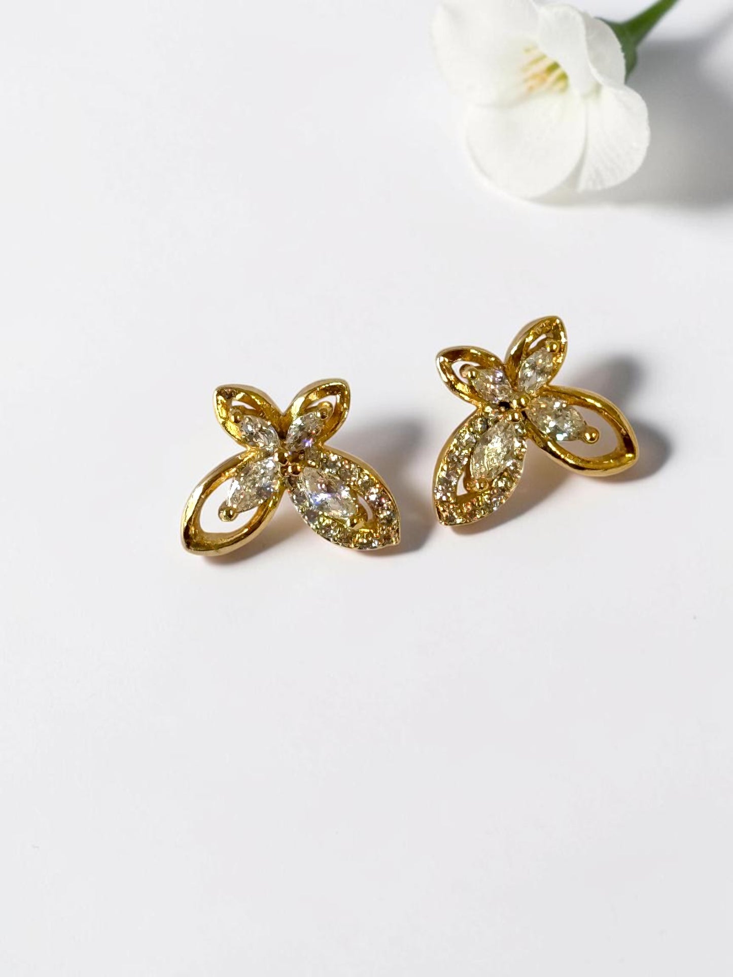 GOLDEN DIAMOND BUTTERFLY CHASIE EARRINGS