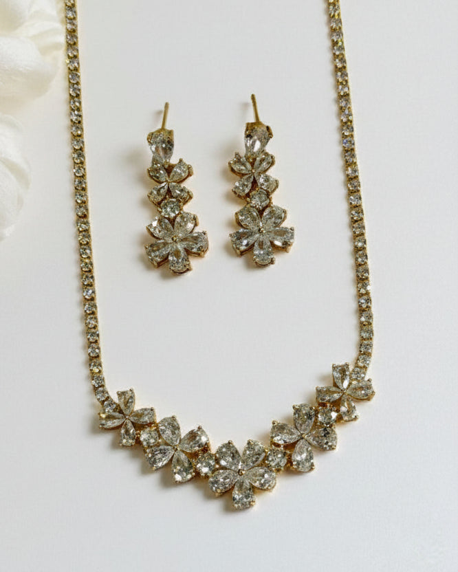 GOLDEN DIAMOND DEVIN NECKLACE SET