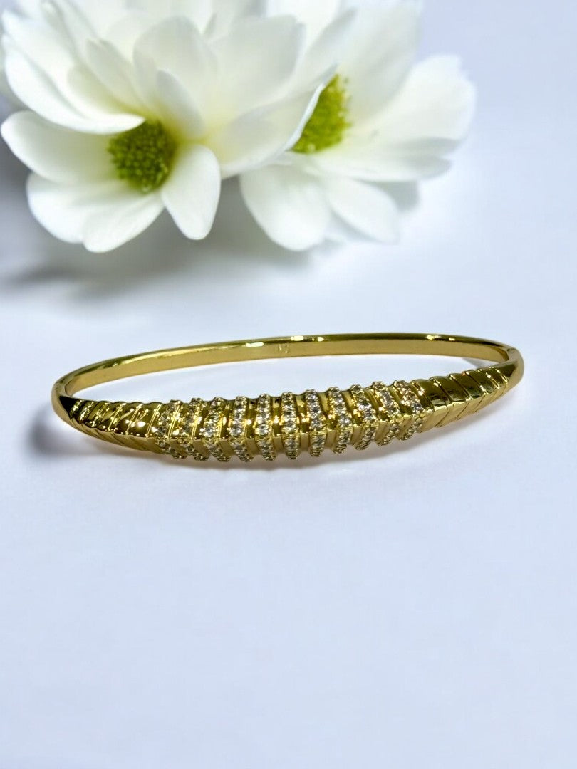 GOLDEN DIAMOND KANNEY BRACELET