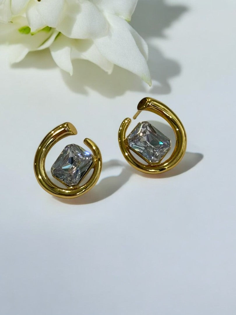 GOLDEN DIAMOND KASHTON EARRINGS