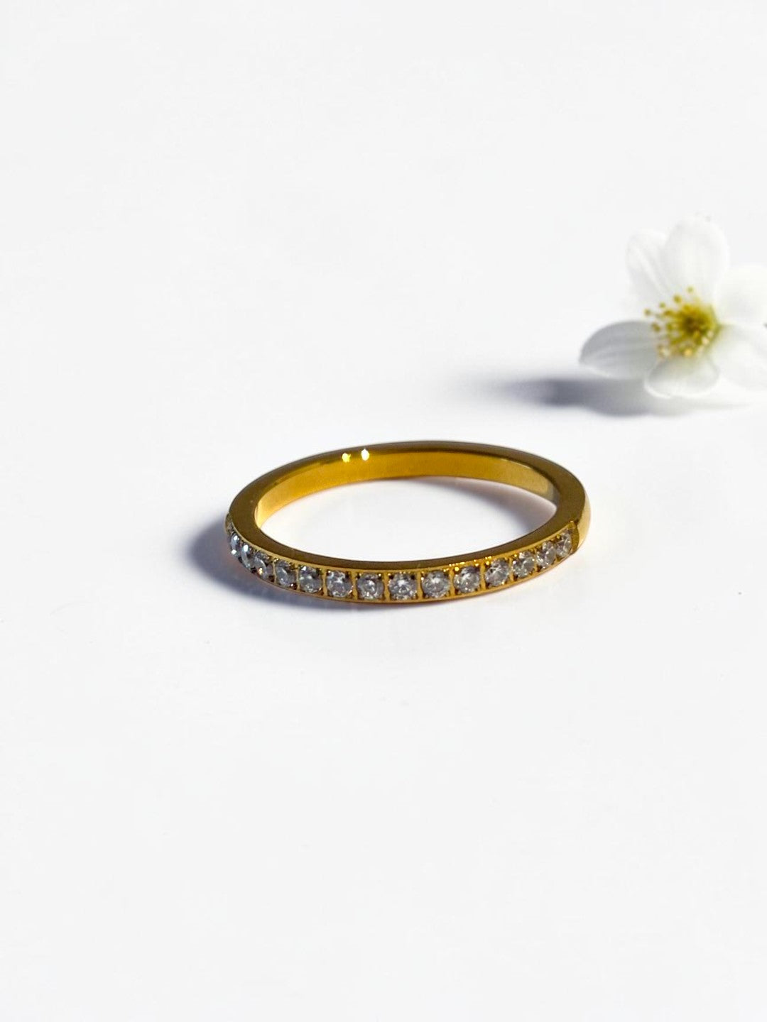 GOLDEN DIAMOND LINE CAVAN RING