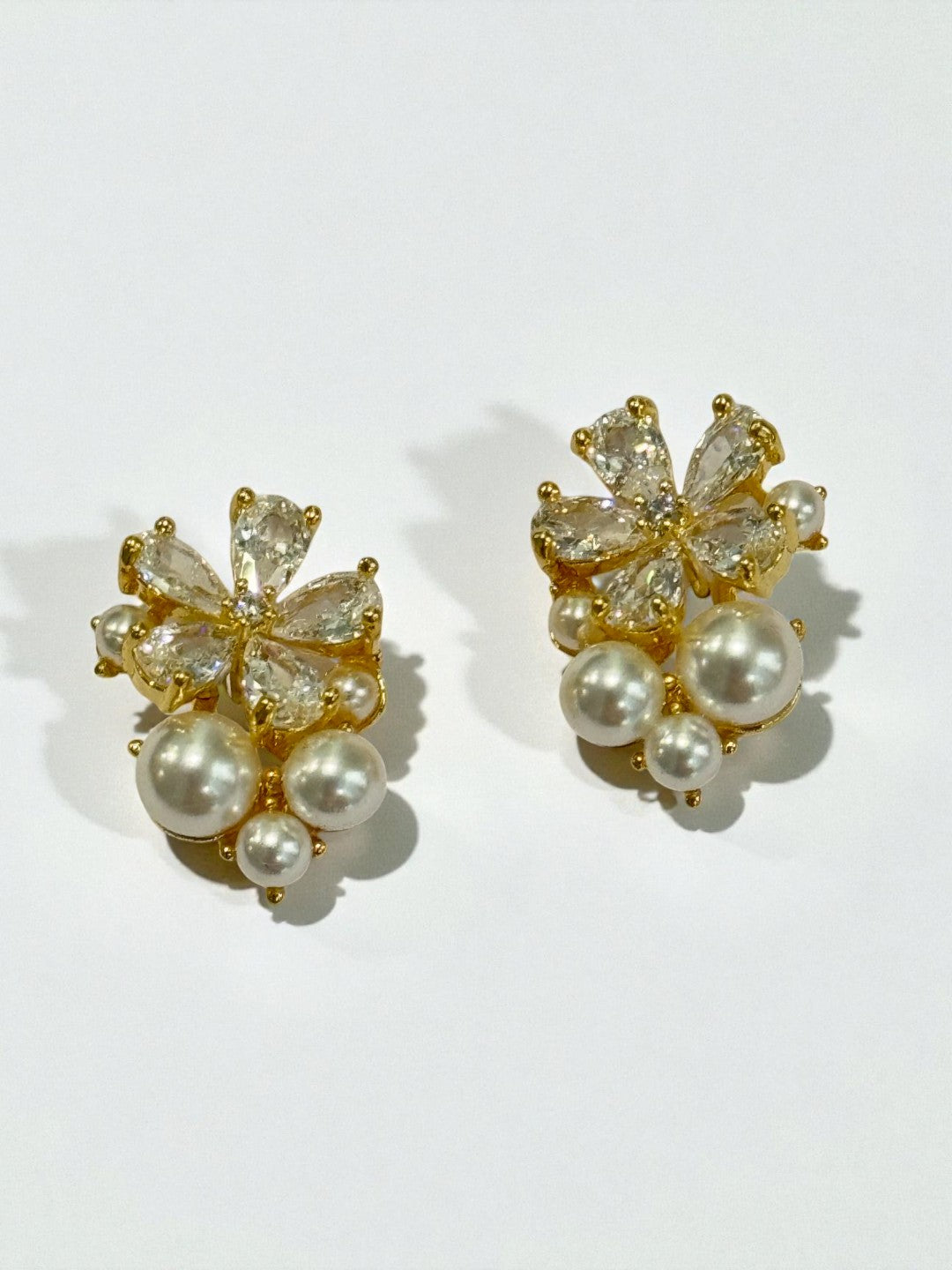 GOLDEN DIAMOND PEARL LAITH EARRINGS
