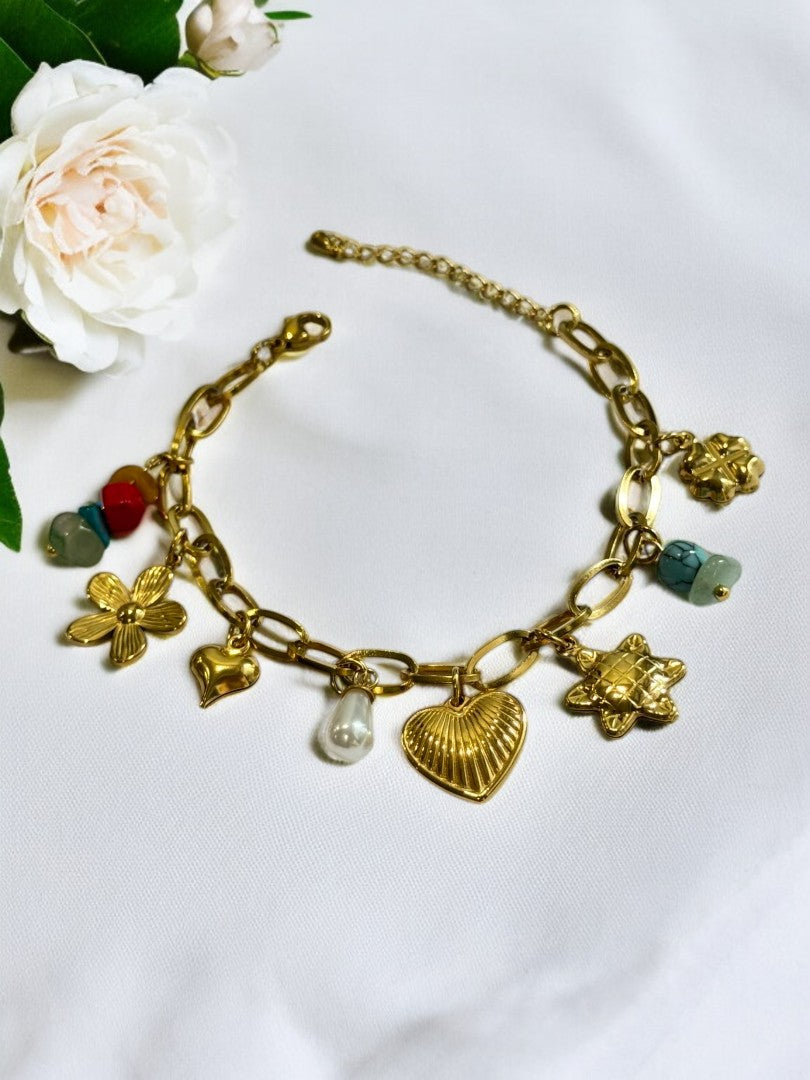 GOLDEN OCEAN CHARM SMAEL BRACELET