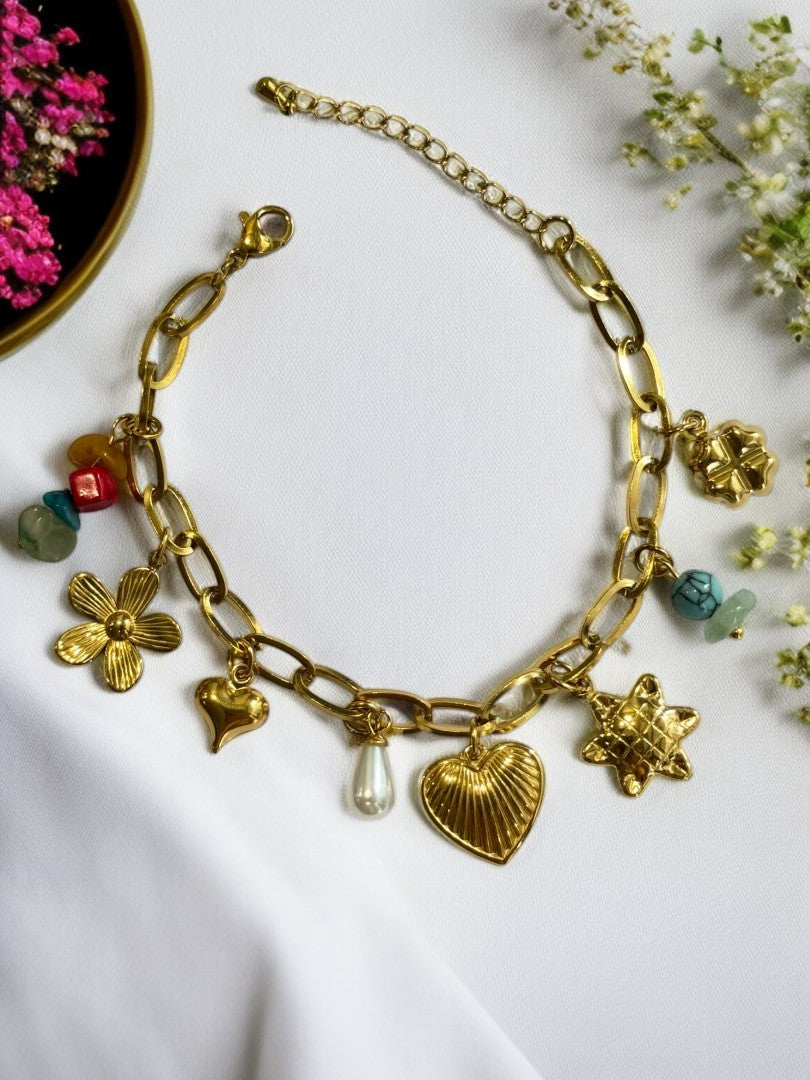 GOLDEN OCEAN CHARM SMAEL BRACELET