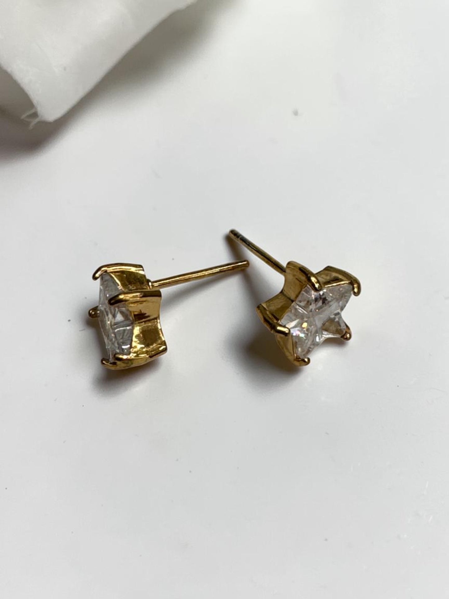 GOLDEN STAR DIAMOND BAYRON EARRINGS