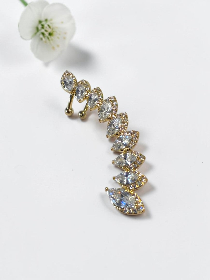 GOLDEN TENNIS DIAMOND IKSHVA EAR CUFF