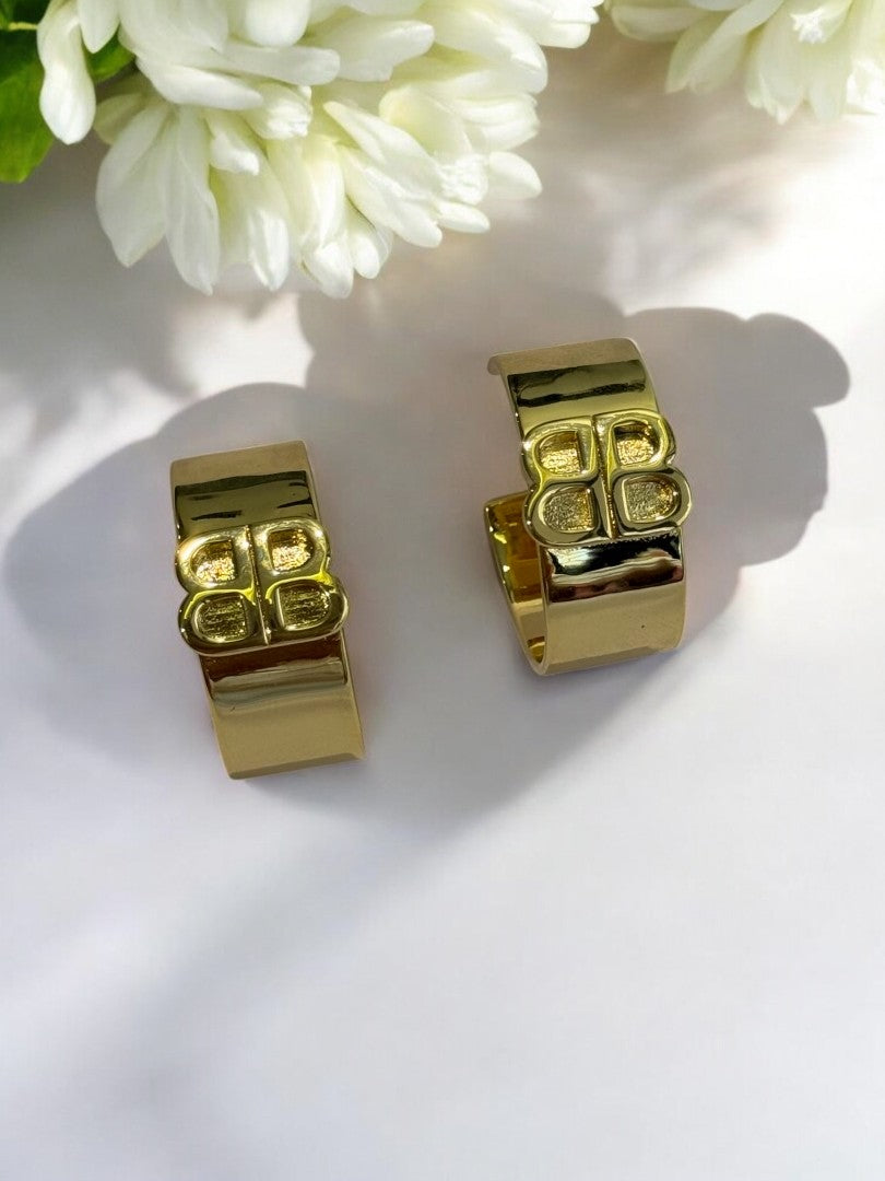 18K GOLD PLATED BB BRAND HOOP