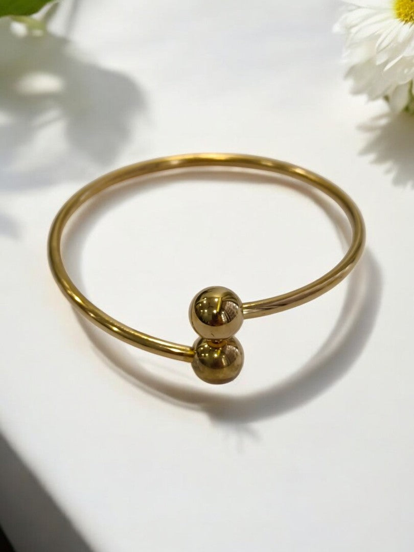 GOLDEN MINIMAL BRACELET