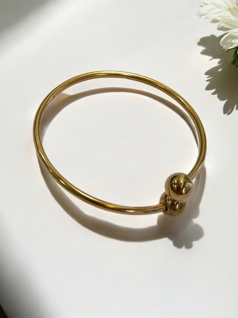 GOLDEN MINIMAL BRACELET
