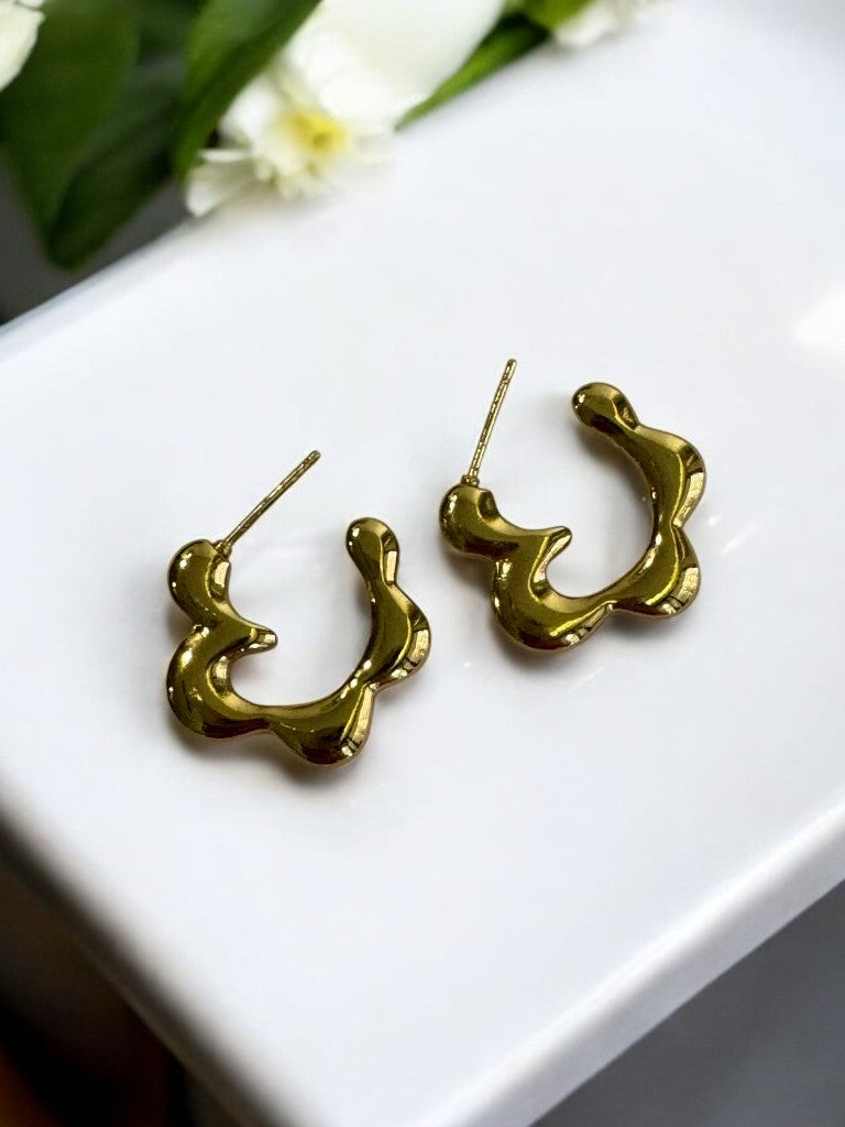 GOLDEN FLOWER HOOP