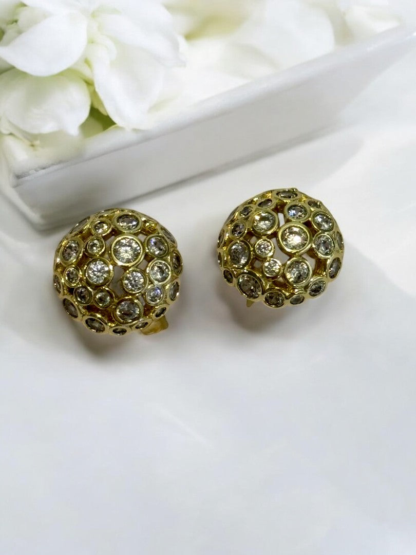 18K GOLD TINY SHINY DIAMOND EARRING, LOOKING STUD BUT ITS HOOP