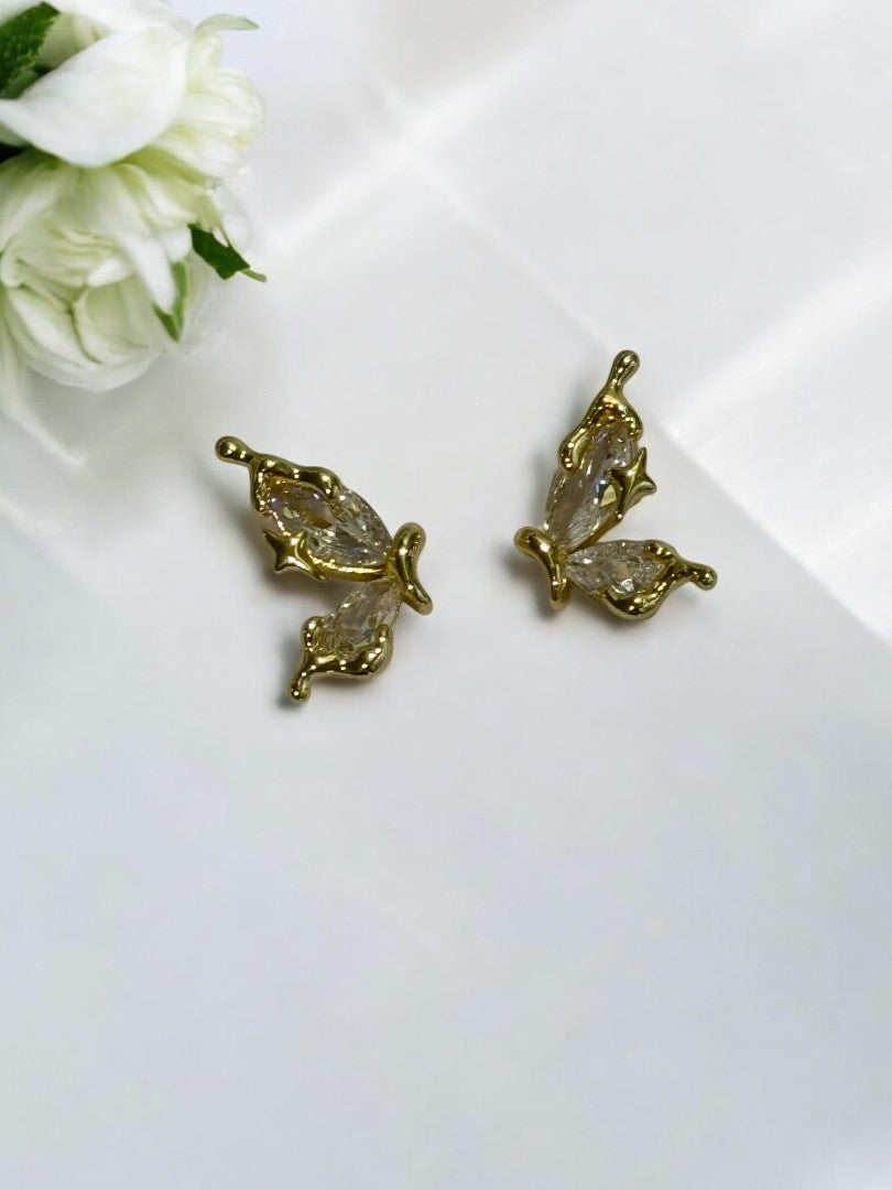 18K GOLD DROP DIAMOND BUTTERFLY LUXURY STUD