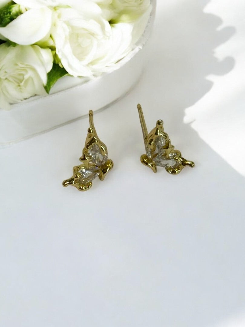 18K GOLD DROP DIAMOND BUTTERFLY LUXURY STUD