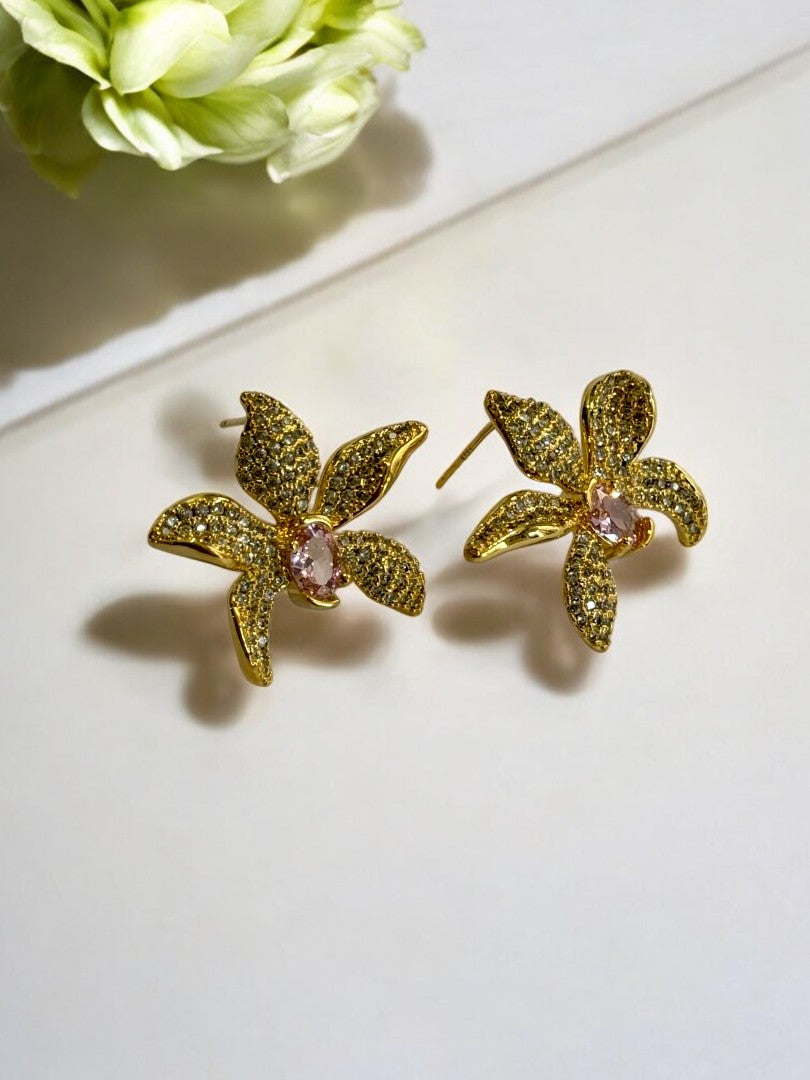 18K GOLD PLATED STUDED DIAMOND FIVE PETAL PREMIUM STUD