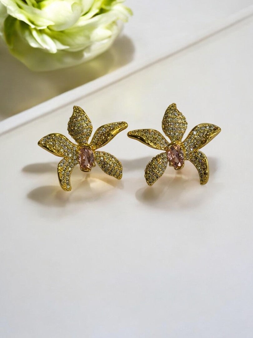 18K GOLD PLATED STUDED DIAMOND FIVE PETAL PREMIUM STUD