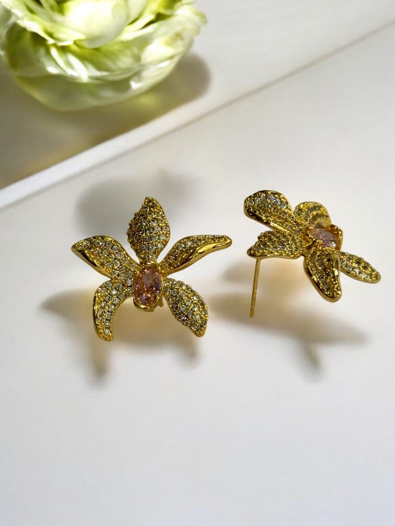 18K GOLD PLATED STUDED DIAMOND FIVE PETAL PREMIUM STUD