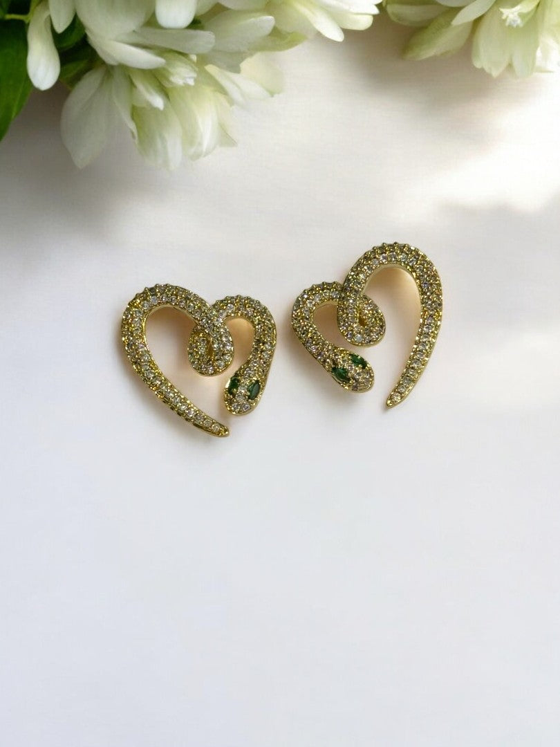 18K GOLD PLATED DIAMOND HEART SHAPED PYTHON STUD EARRING