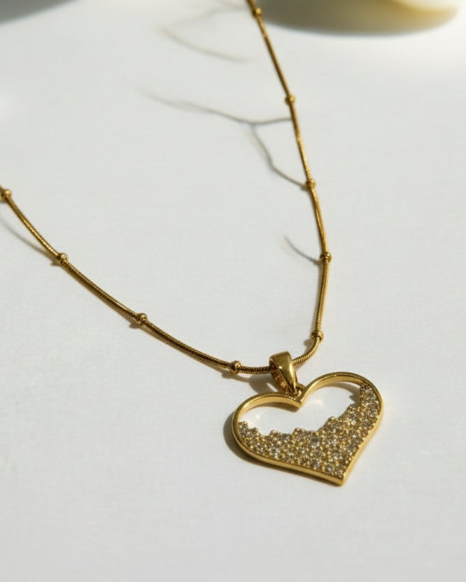 GOLDEN BALLS CHAIN WITH DIAMOND HEART